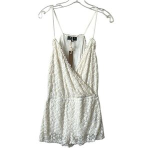 NWT POL Ivory Embroidered Lace Sleeveless Romper Size Small